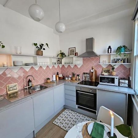 Beautiful And Spacious Flat Londyn Zewnętrze zdjęcie